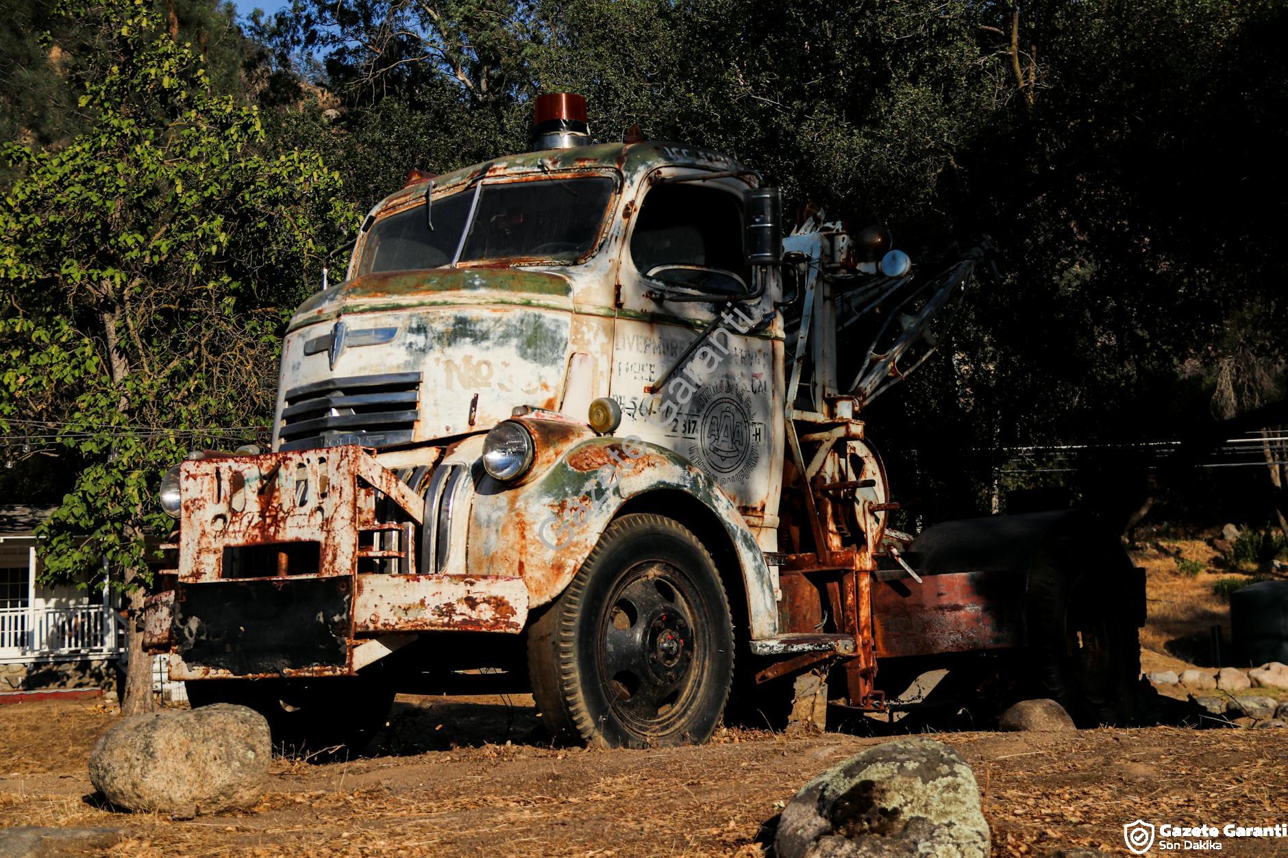 Ataşehir Oto Çekici: Hızlı ve Profesyonel Çözüm